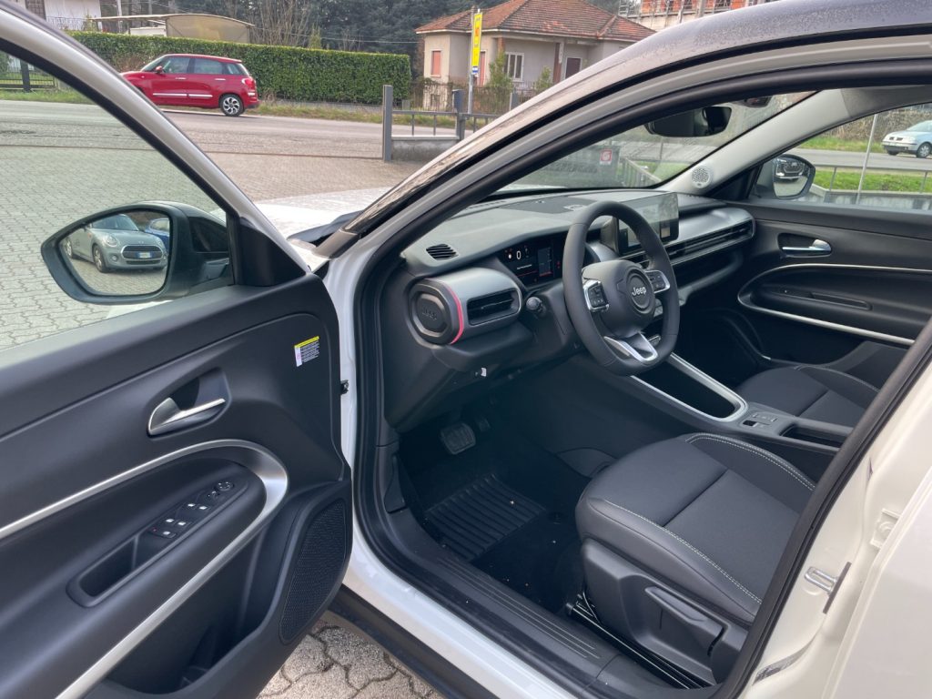 JEEP Avenger 1.2 Turbo MHEV SUMMIT+BICOLOR+TETTO+INF.&CONV PACK - 7