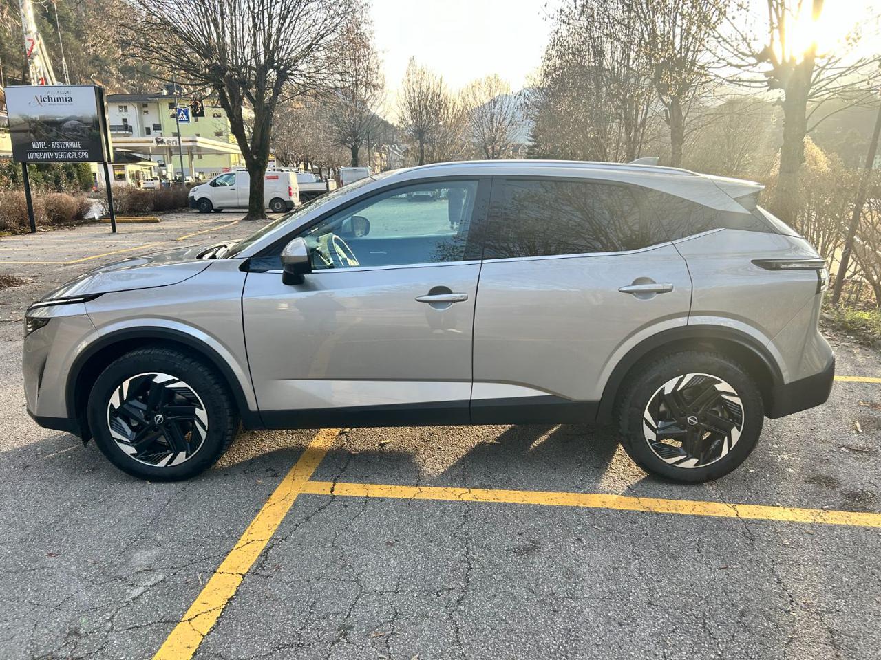 NISSAN Qashqai MHEV 158 CV Xtronic N-Connecta - 2