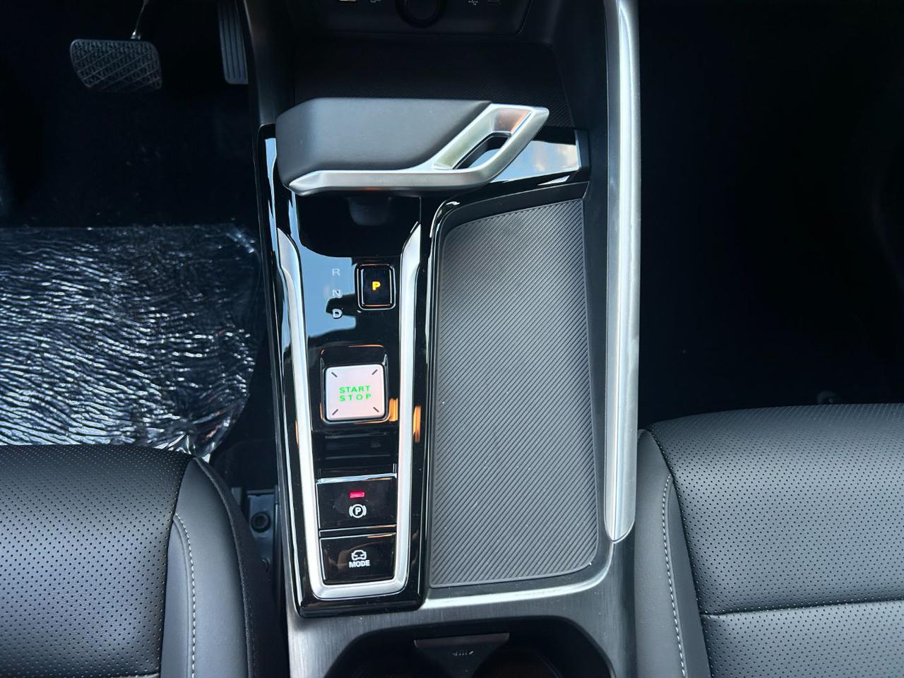 MG ZS 1.5 Hybrid+ Luxury - 23