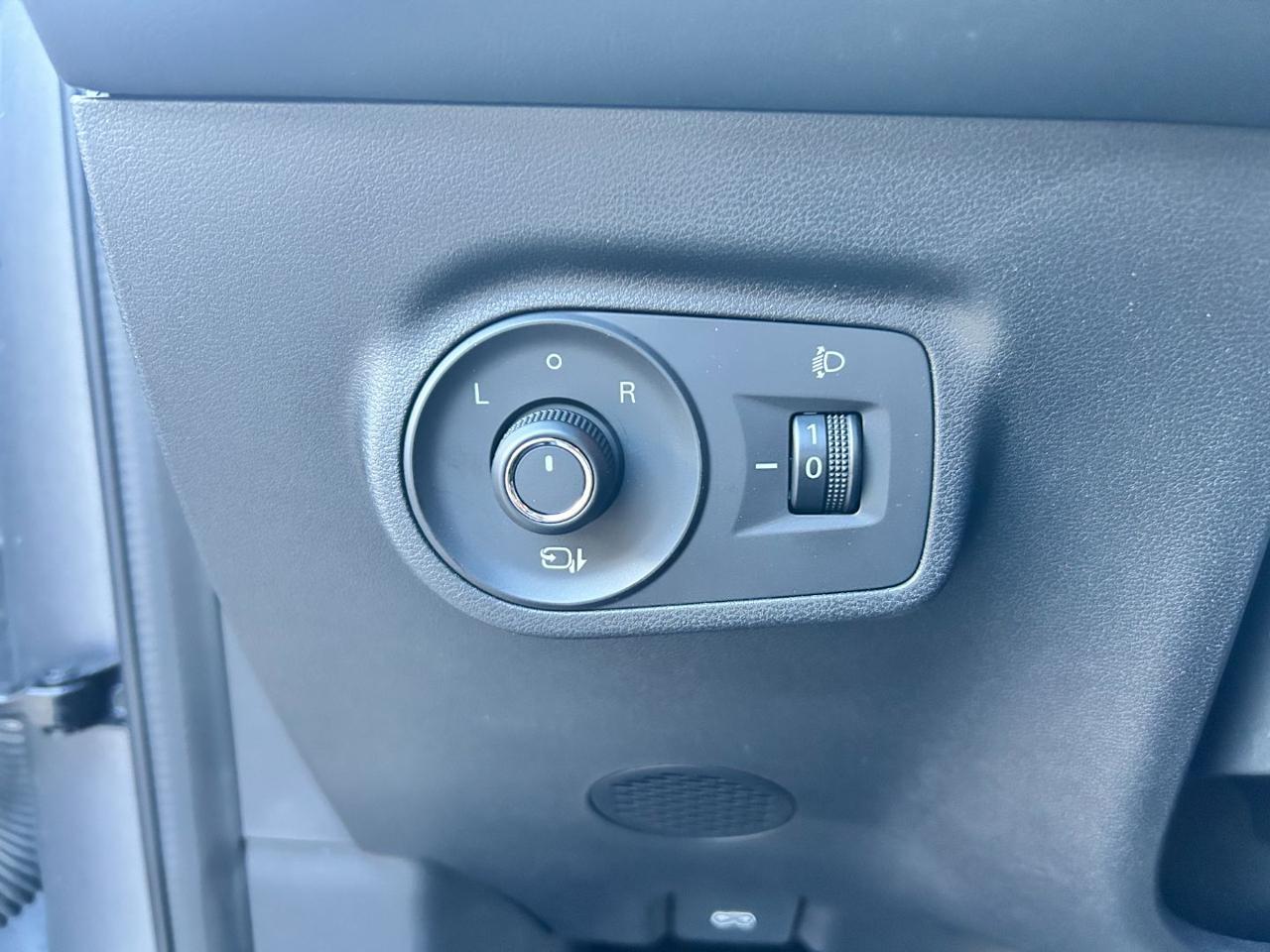 MG ZS 1.5 Hybrid+ Luxury - 12