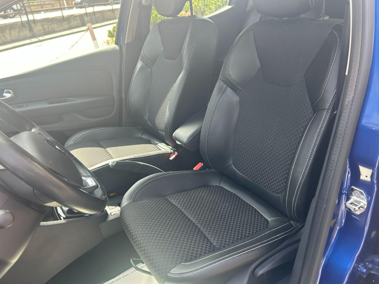 RENAULT Clio TCe 12V 90 CV 5 porte Business - 8