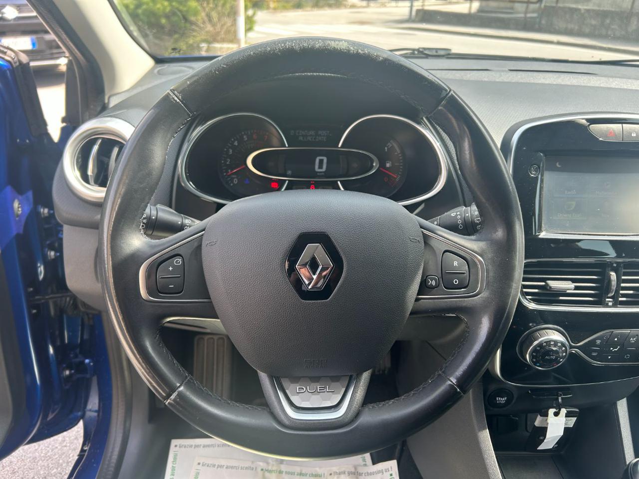 RENAULT Clio TCe 12V 90 CV 5 porte Business - 14