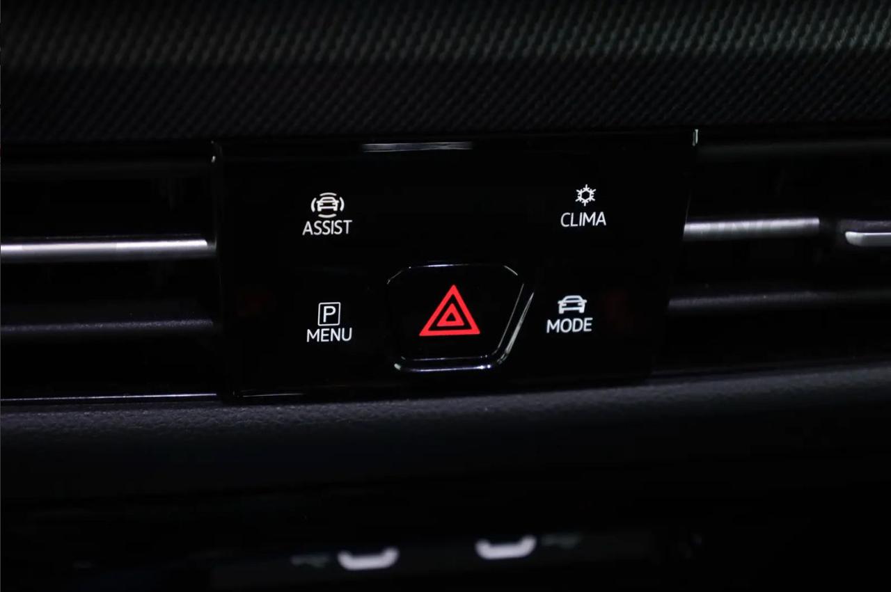 VOLKSWAGEN Golf GTI DSG 265 CV BLACK TETTO HEAD UP CERCHI 19 IQ LIGHT - 14