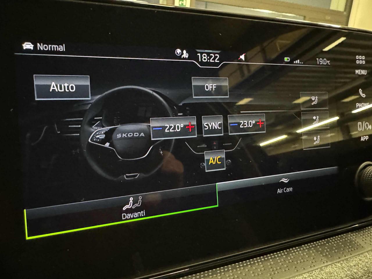 SKODA Kamiq 1.0 TSI 115 CV Black Dots - 15