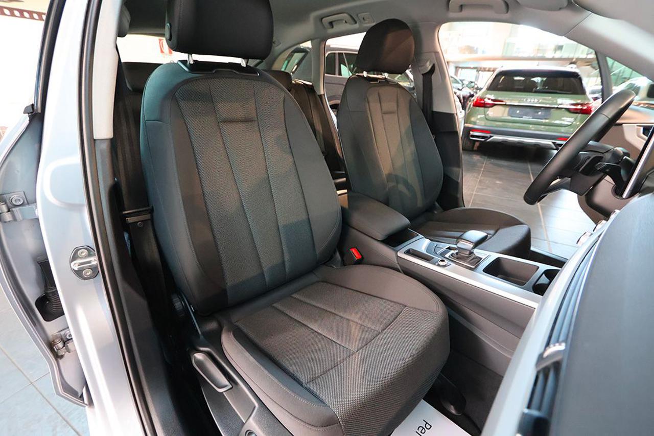 AUDI A4 35 TDI Avant S-Tronic Business - 17