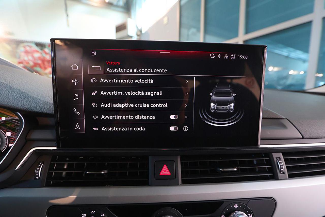 AUDI A4 35 TDI Avant S-Tronic Business - 28