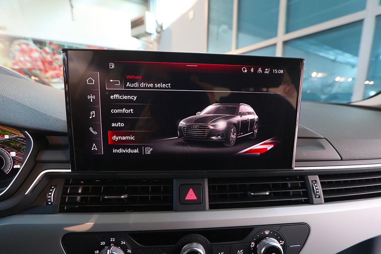 AUDI A4 35 TDI Avant S-Tronic Business - 27