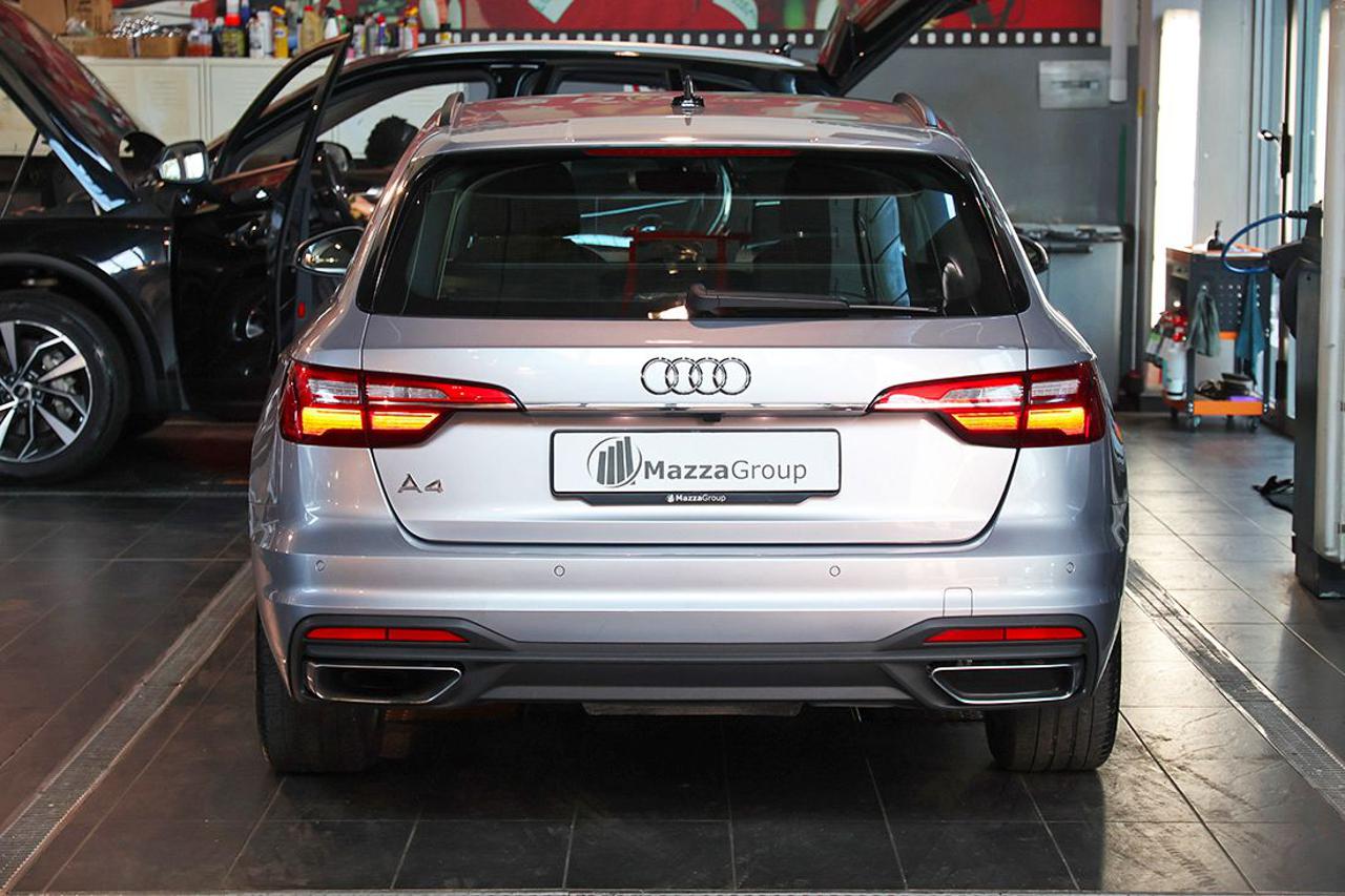 AUDI A4 35 TDI Avant S-Tronic Business - 4