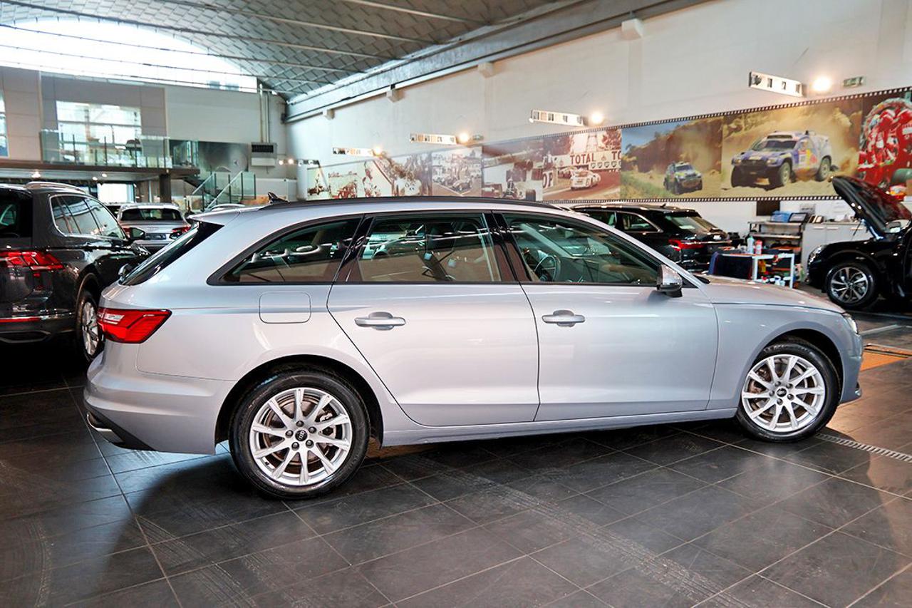 AUDI A4 35 TDI Avant S-Tronic Business - 10