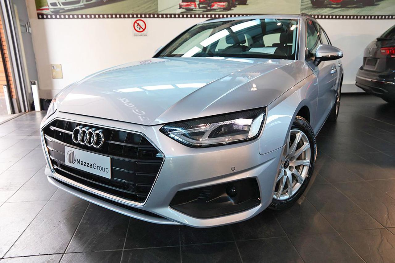 AUDI A4 35 TDI Avant S-Tronic Business - 7