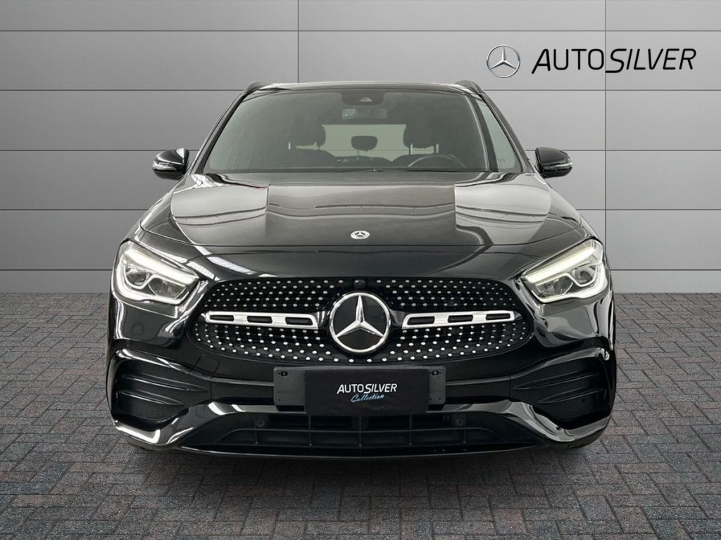 MERCEDES-BENZ GLA 200 d Automatic Premium - 3