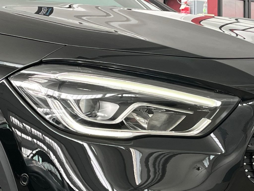 MERCEDES-BENZ GLA 200 d Automatic Premium - 17