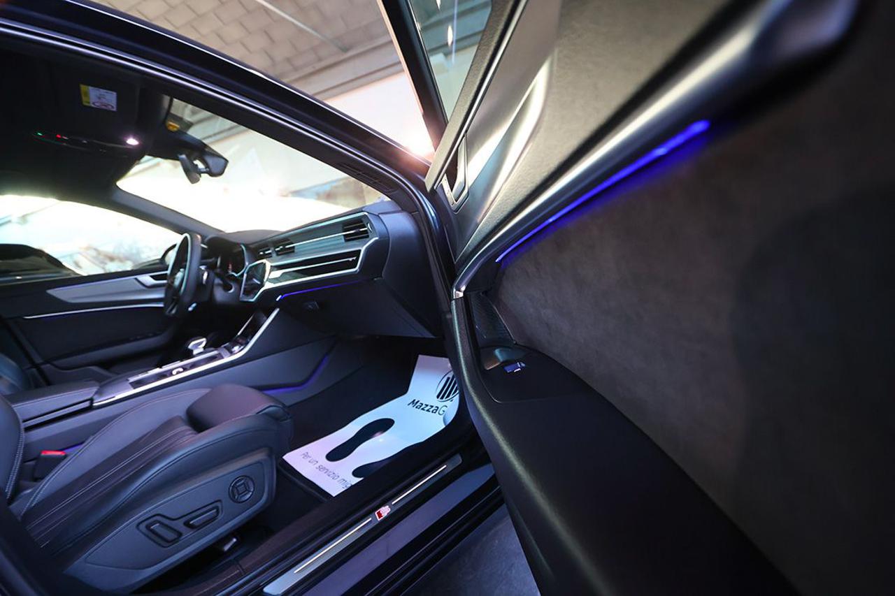 AUDI A6 40 TDI Avant Quattro ultra S-Tronic S-Line - 44