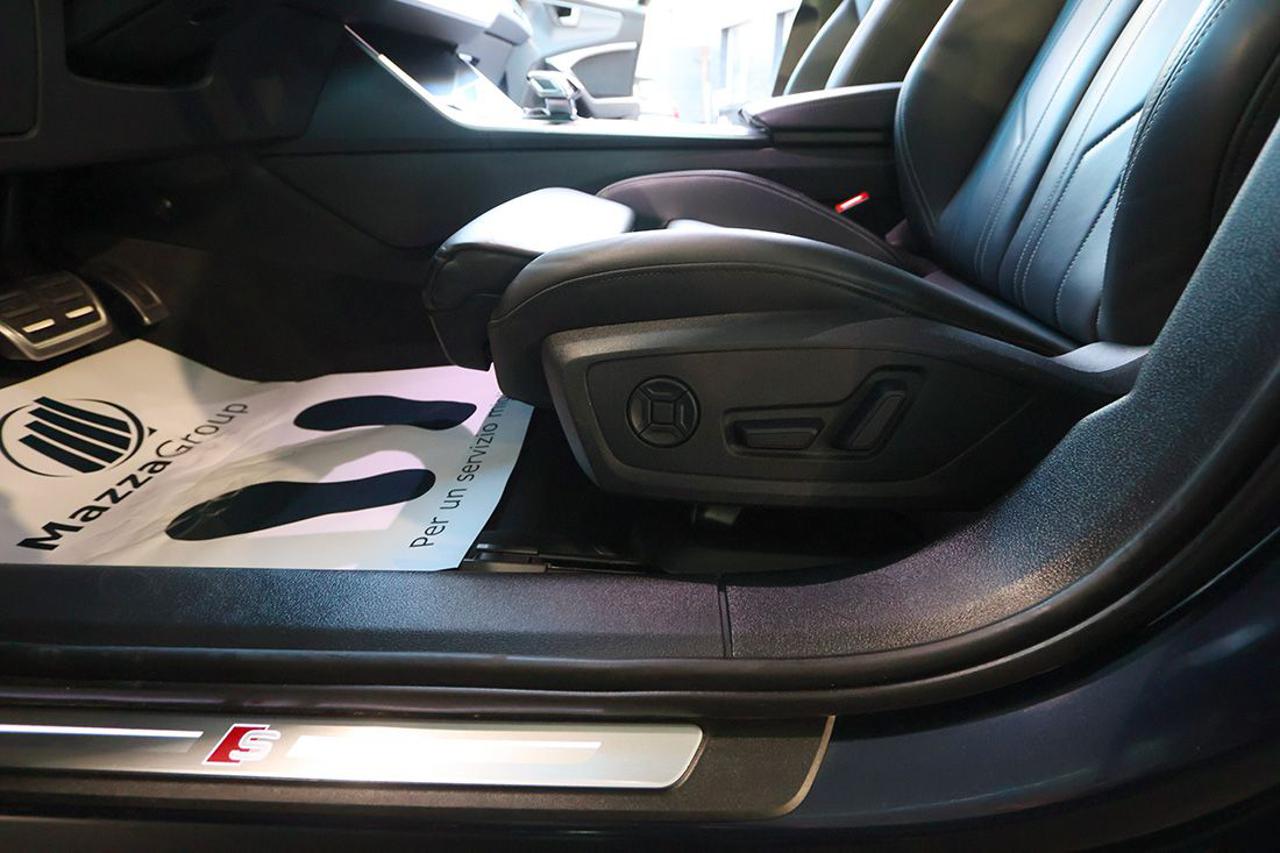 AUDI A6 40 TDI Avant Quattro ultra S-Tronic S-Line - 47