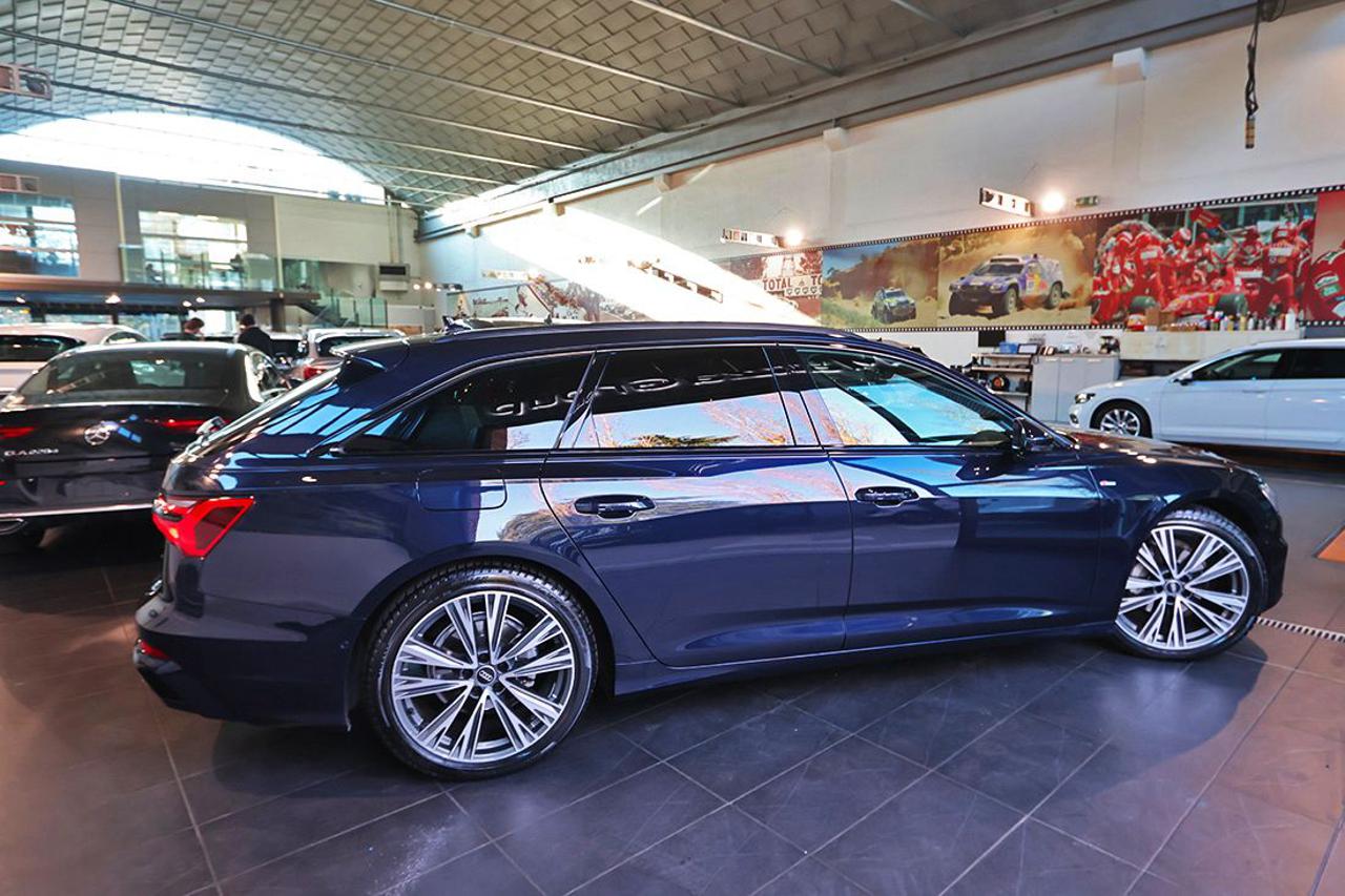 AUDI A6 40 TDI Avant Quattro ultra S-Tronic S-Line - 10