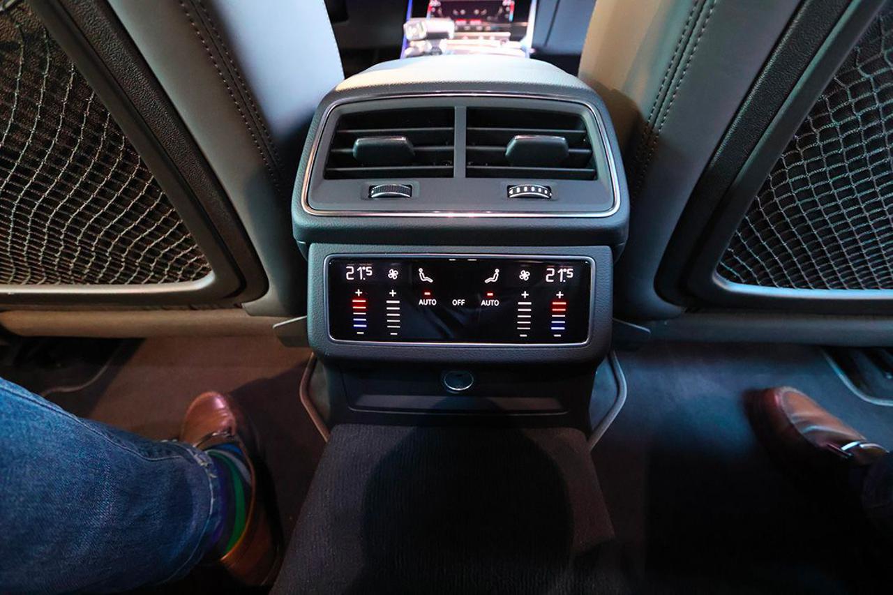 AUDI A6 40 TDI Avant Quattro ultra S-Tronic S-Line - 50