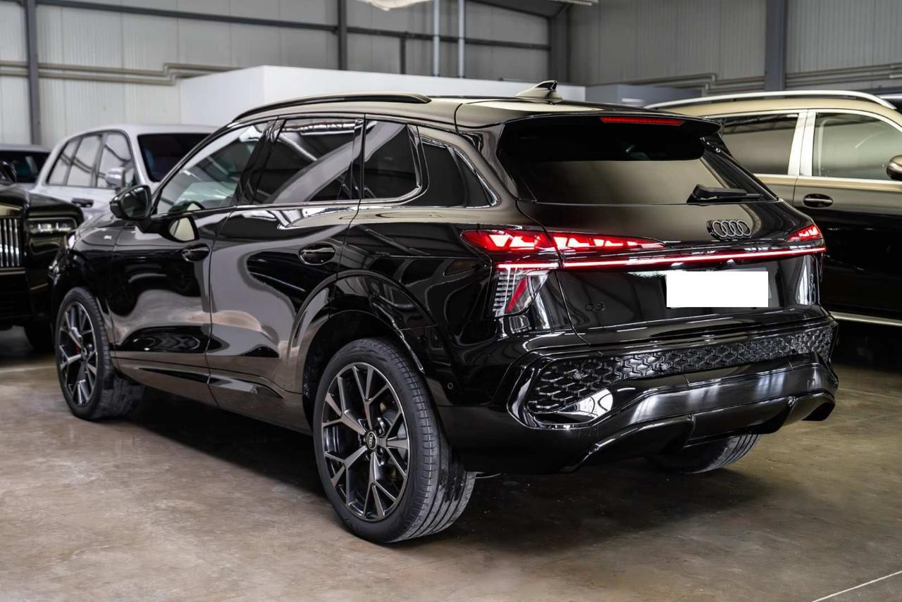 AUDI Q3 TDI 110 kW S tronic S Line edition - 6