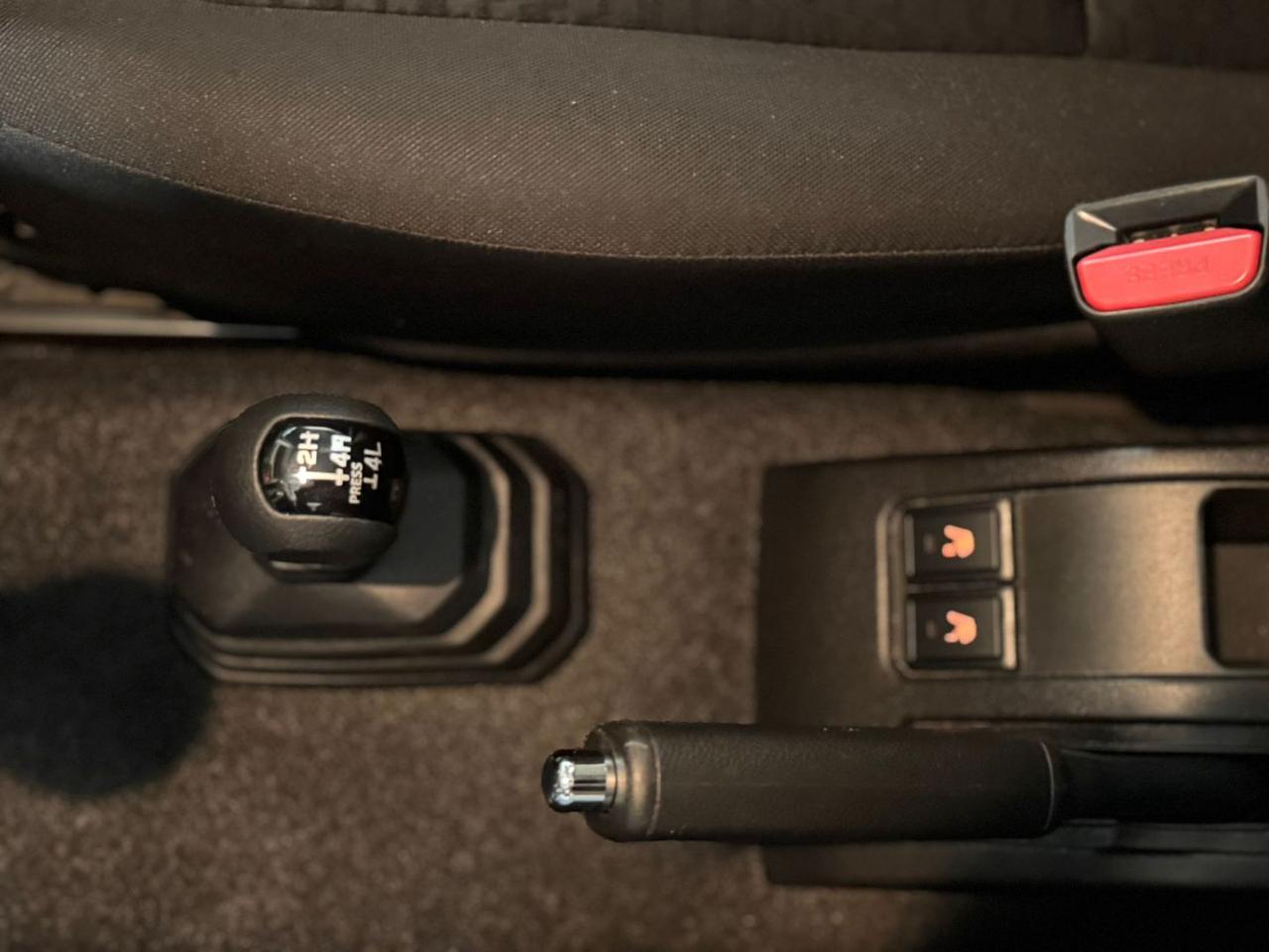 SUZUKI Jimny 1.5 5MT PRO (N1) - 14