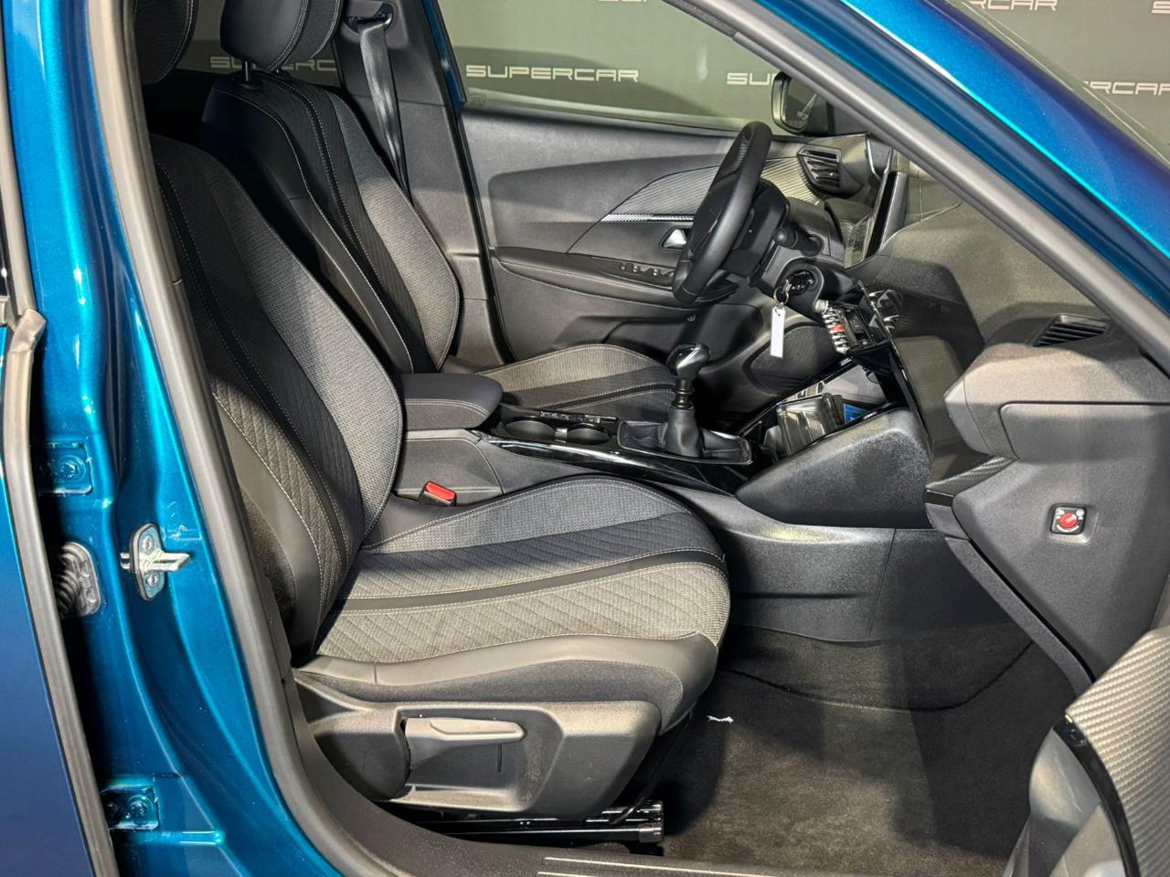 PEUGEOT 2008 PureTech 100 S&S Allure - 12