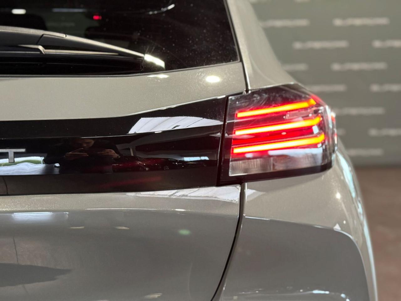 PEUGEOT 208 PureTech 100 Stop&Start 5 porte Allure - 6