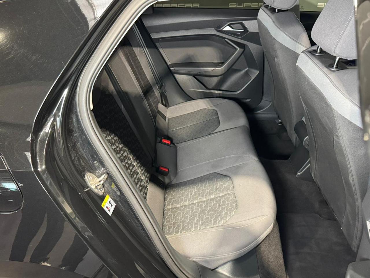 AUDI A1 SPB 30 TFSI S tronic Identity Black - 13