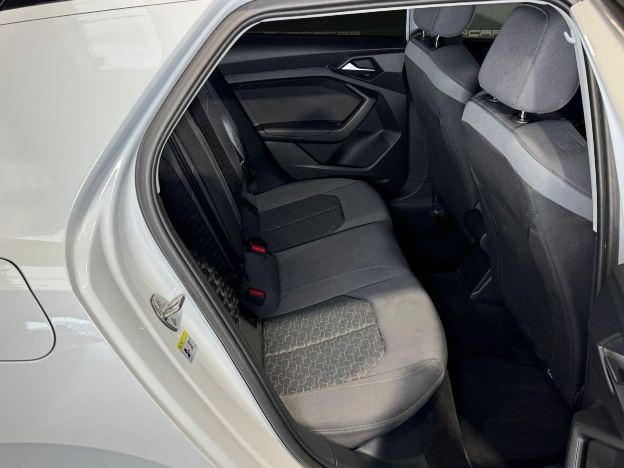 AUDI A1 SPB 30 TFSI S tronic Identity Black - 13