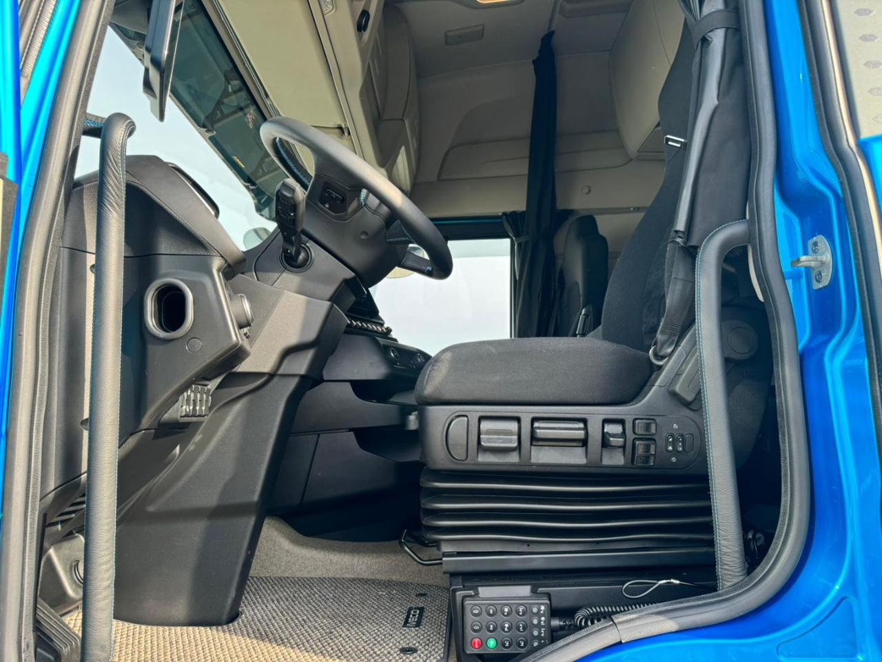 IVECO S-WAY 500 LIMITED EDITION - 8