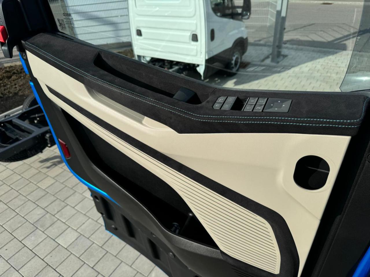 IVECO S-WAY 500 LIMITED EDITION - 12