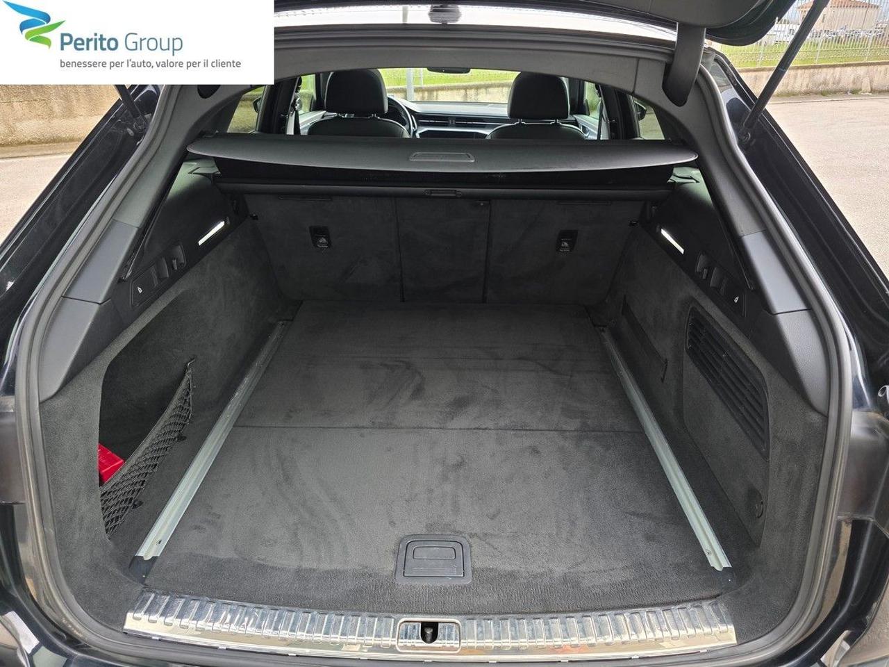 AUDI A6 Avant 40 2.0 TDI S tronic Business Design - 8
