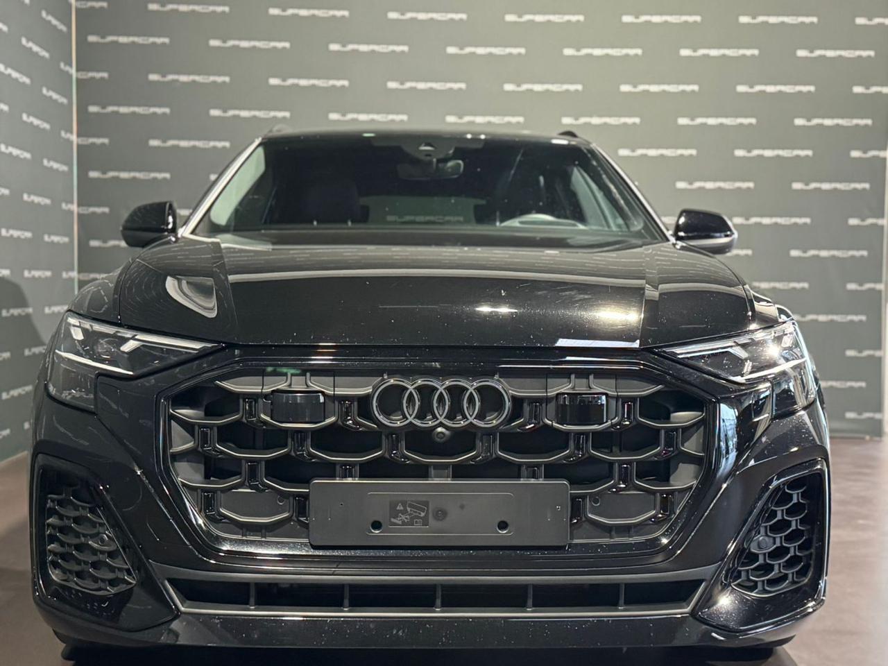 AUDI Q8 SUV 50 TDI 286 CV quattro S line BLAC PACK - 2