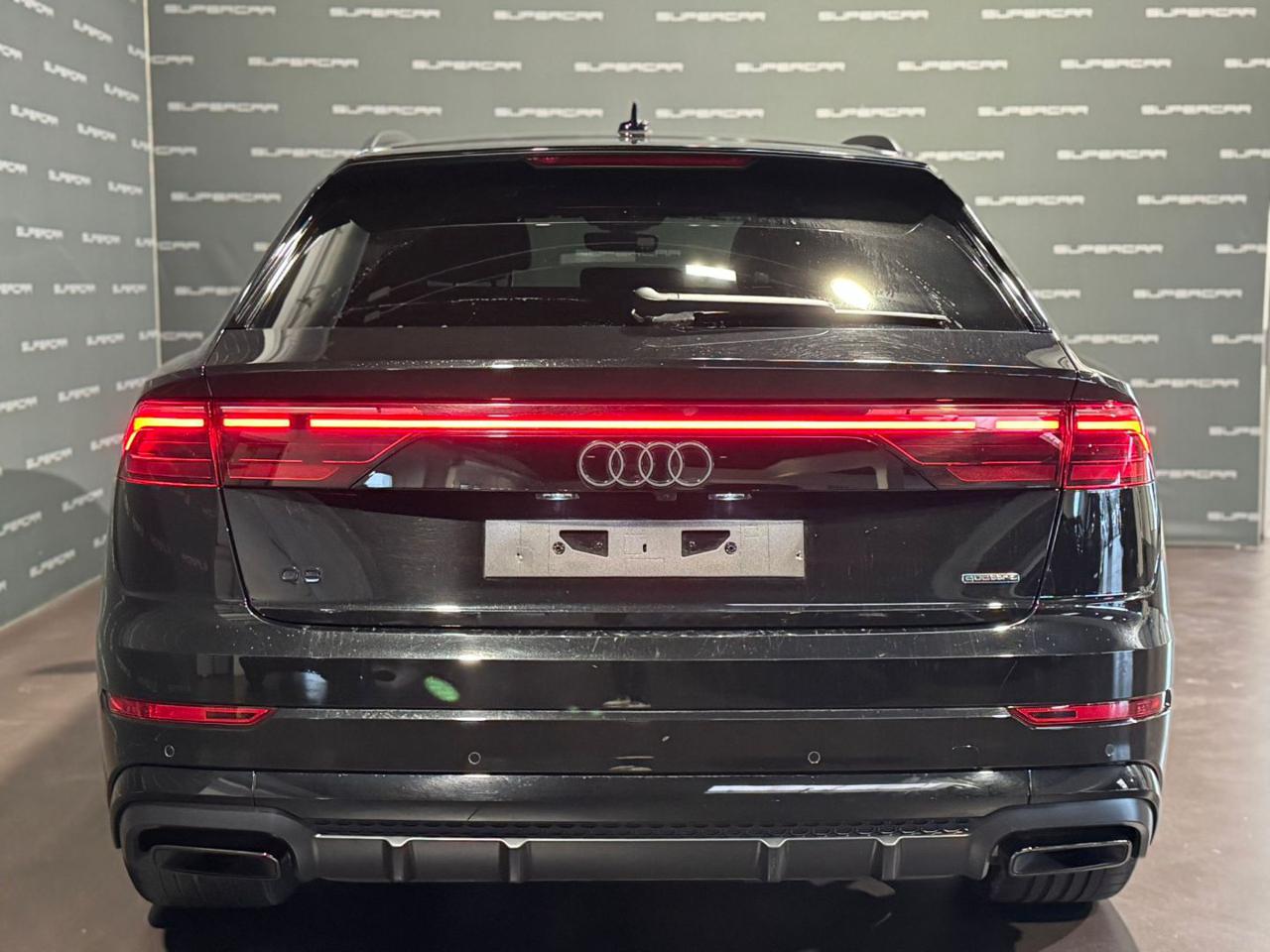 AUDI Q8 SUV 50 TDI 286 CV quattro S line BLAC PACK - 4