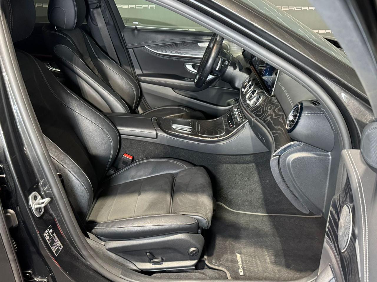 MERCEDES-BENZ E 220 d S.W. Auto AMG - 12