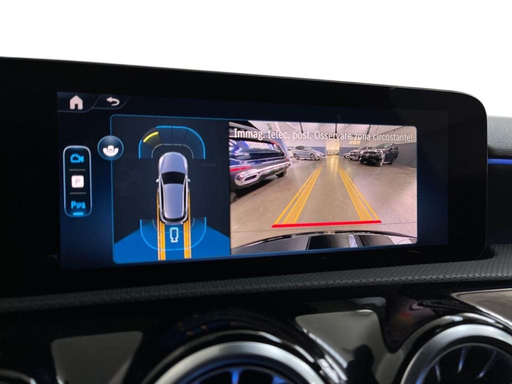 MERCEDES-BENZ A 180 Automatic AMG Line Advanced Plus - 12