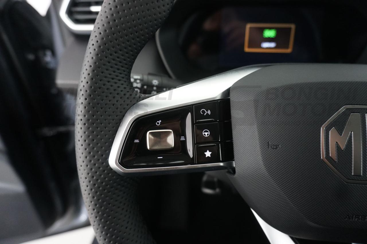 MG ZS 1.5 102 HYBRID+ LUXURY AUTO - 21