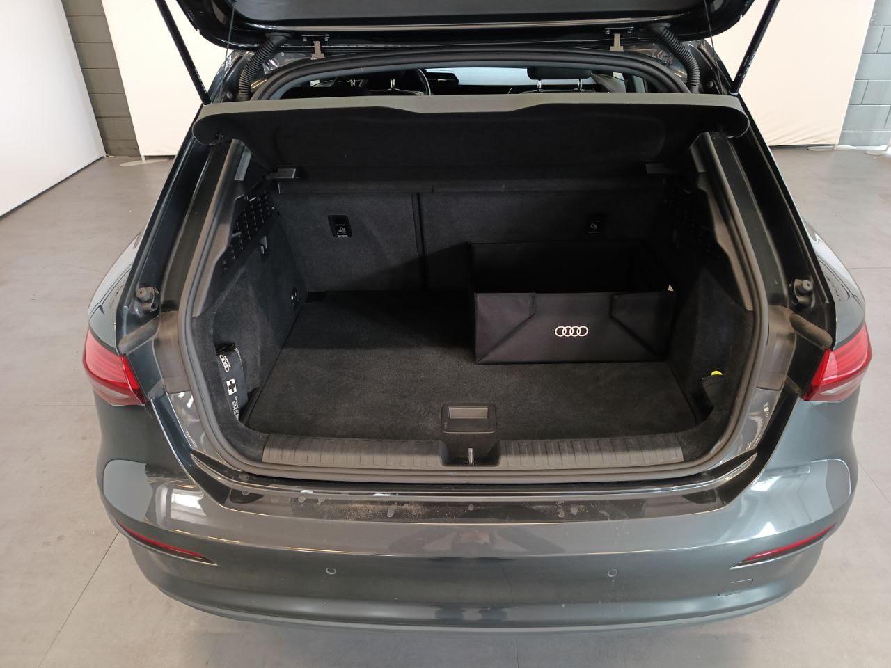 AUDI A3 SPB 30 TDI S tronic Business - 10