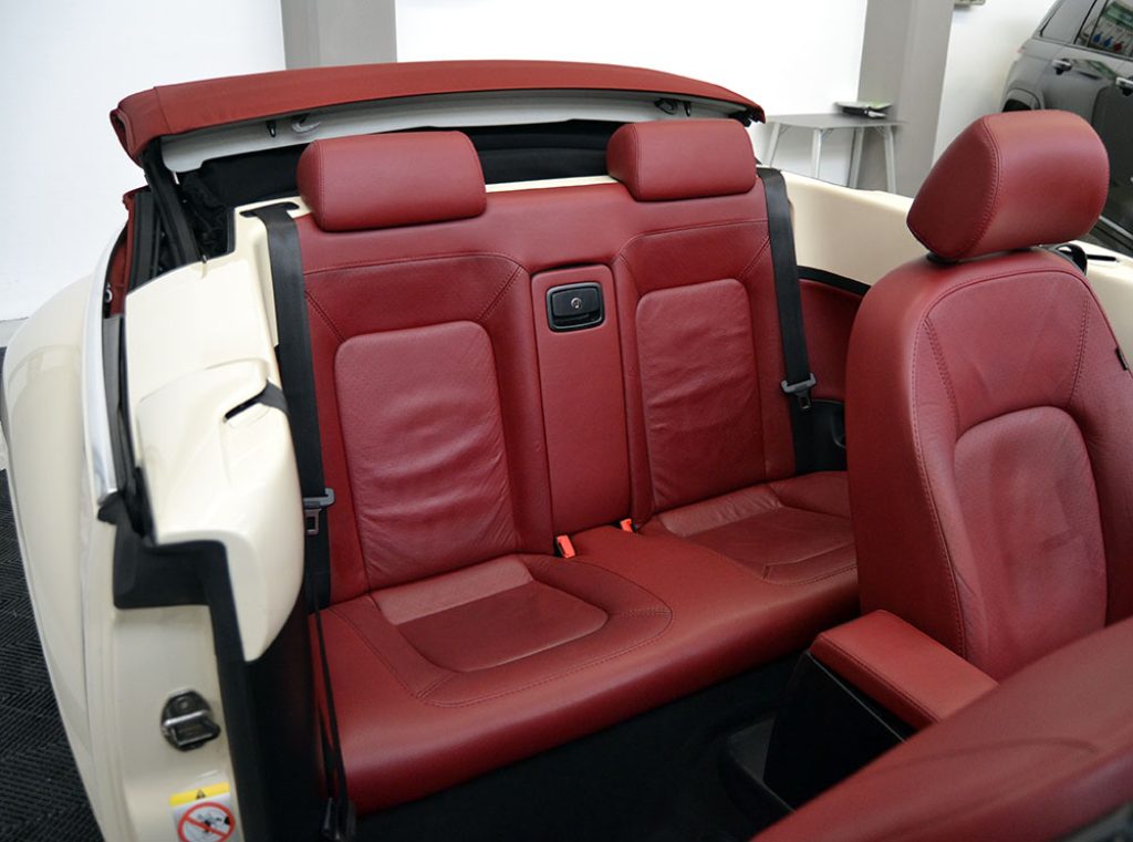 VOLKSWAGEN New Beetle 1.6 Cabrio Limited Red Edition Service VW - 5