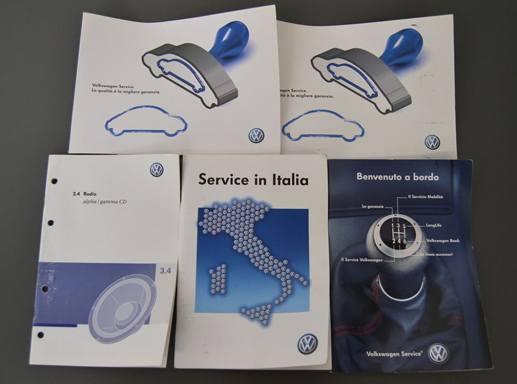 VOLKSWAGEN New Beetle 1.6 Cabrio Limited Red Edition Service VW - 11