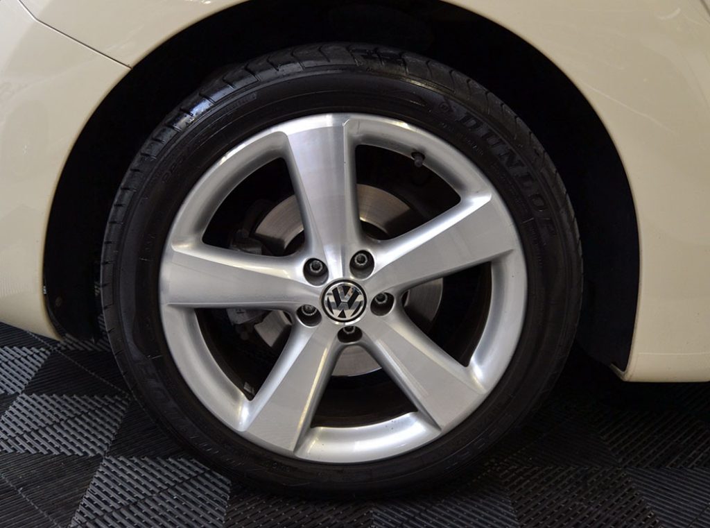 VOLKSWAGEN New Beetle 1.6 Cabrio Limited Red Edition Service VW - 21