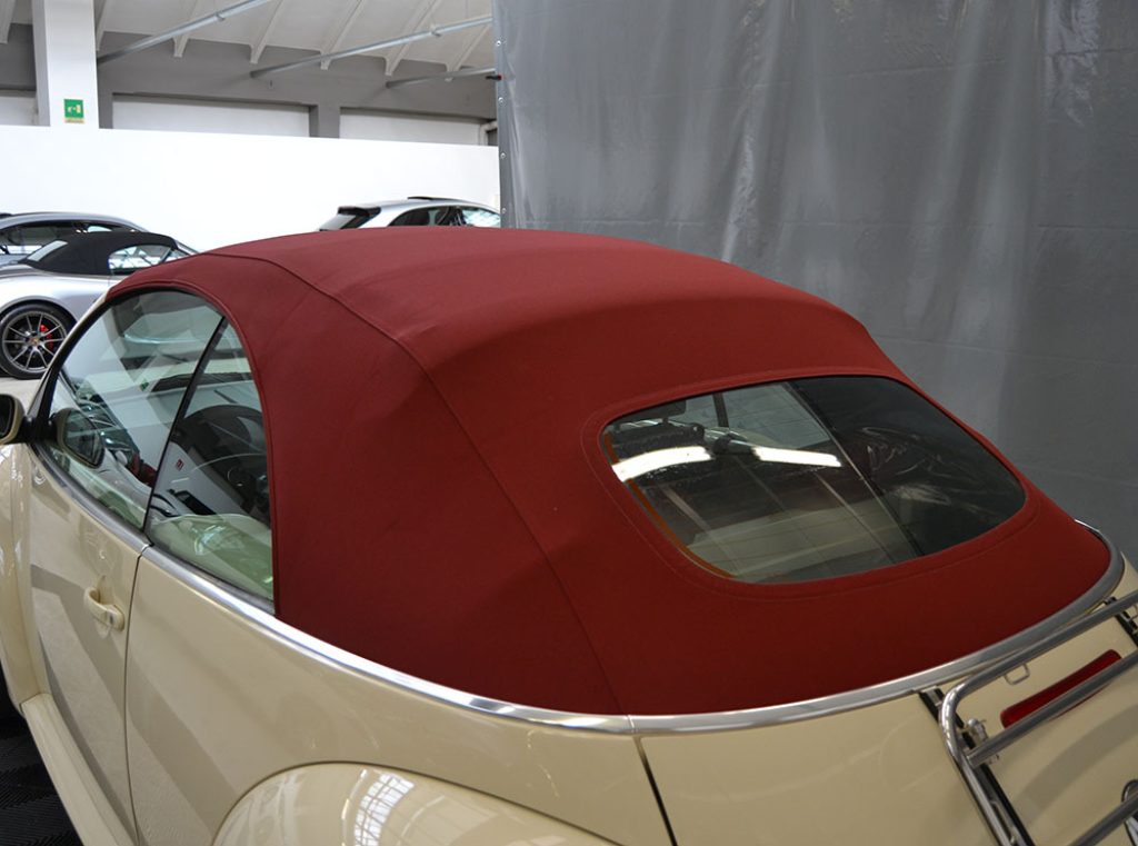 VOLKSWAGEN New Beetle 1.6 Cabrio Limited Red Edition Service VW - 19