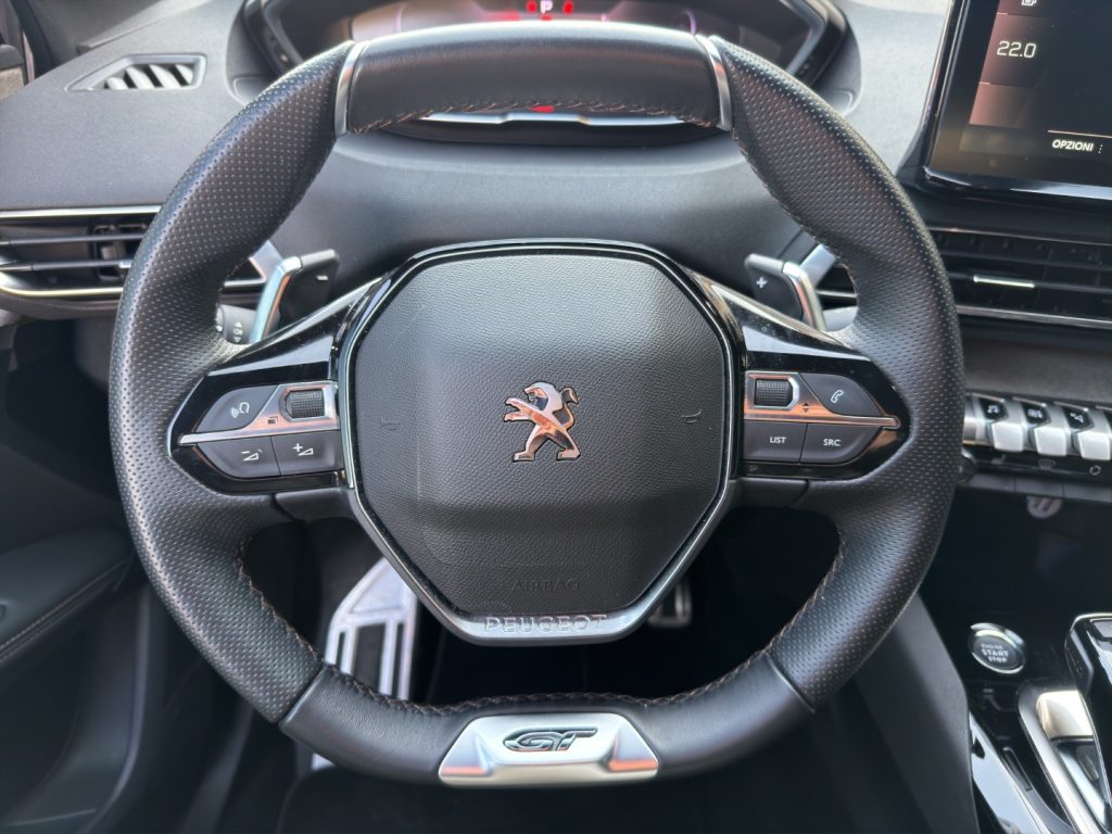 PEUGEOT 3008 BlueHDi 130 S&S EAT8 GT - 10