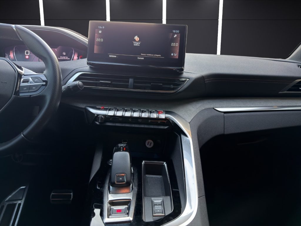 PEUGEOT 3008 BlueHDi 130 S&S EAT8 GT - 15