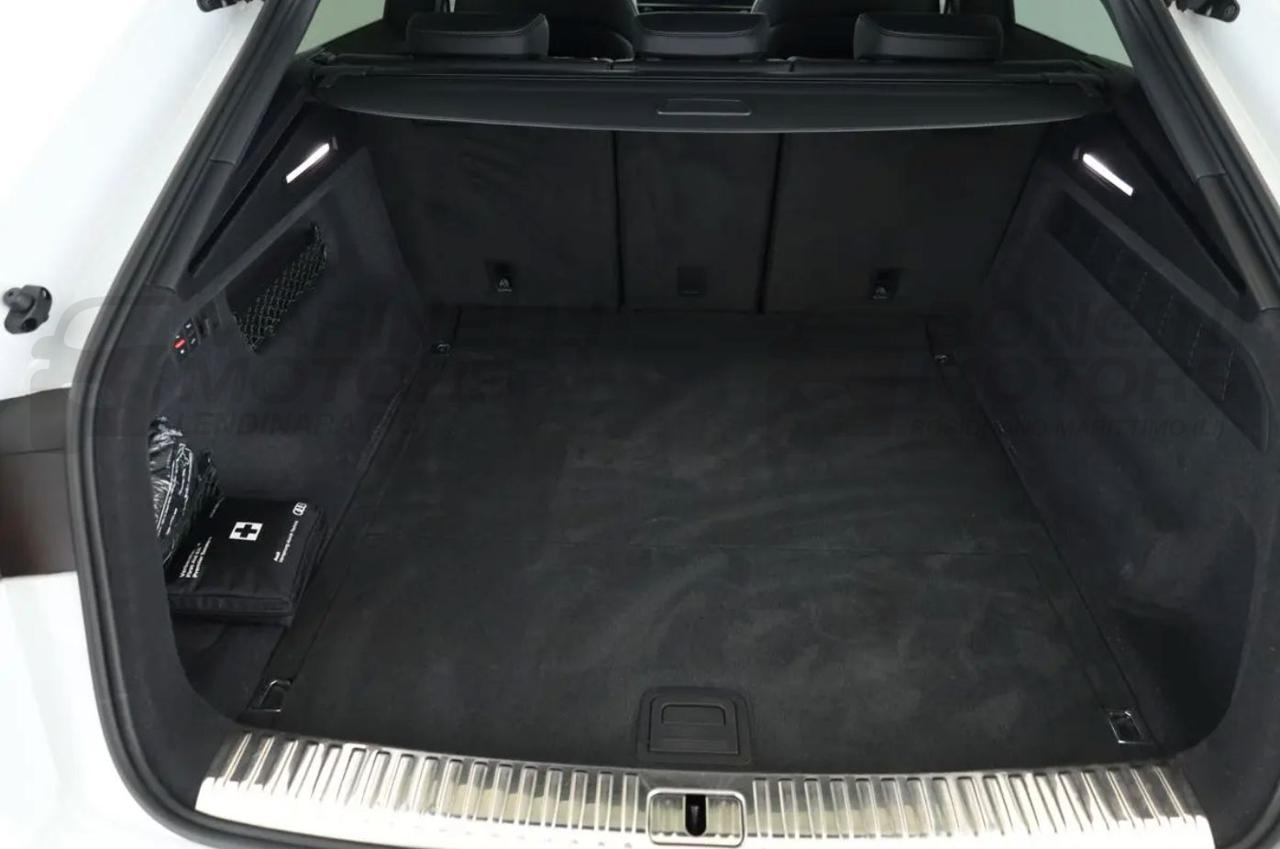 AUDI Q8 50 TDI QUATTRO TIPTRONIC S LINE - 11