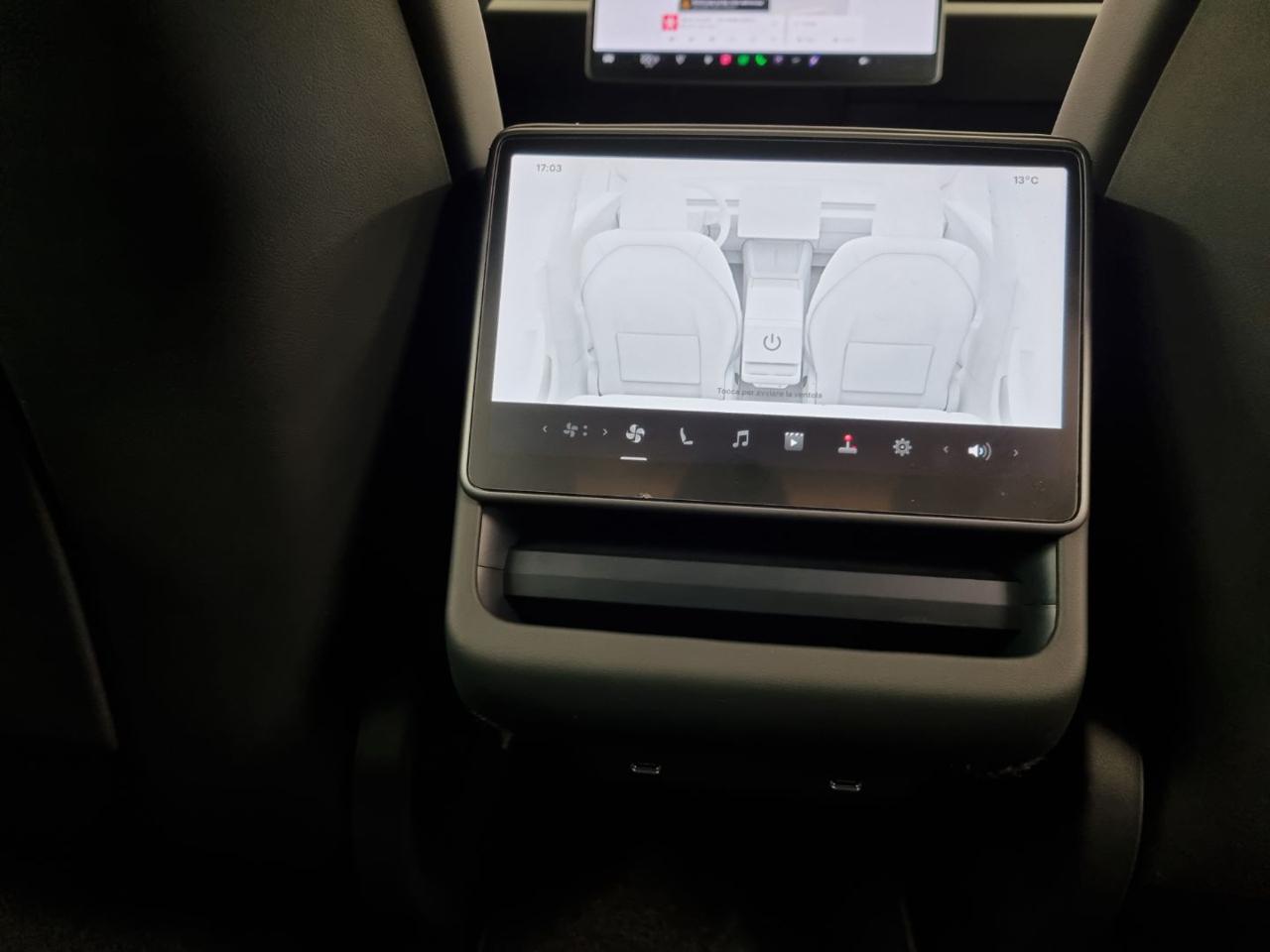 TESLA Model 3 NV35 RWD Premium - 18