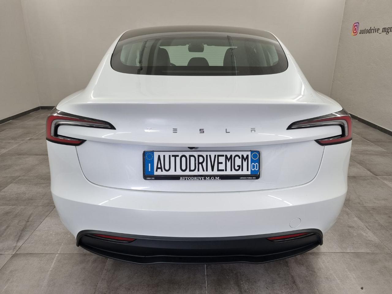 TESLA Model 3 NV35 RWD Premium - 3