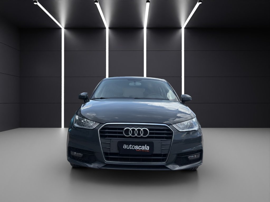 AUDI A1 1.0 82 CV TFSI Admired - 8