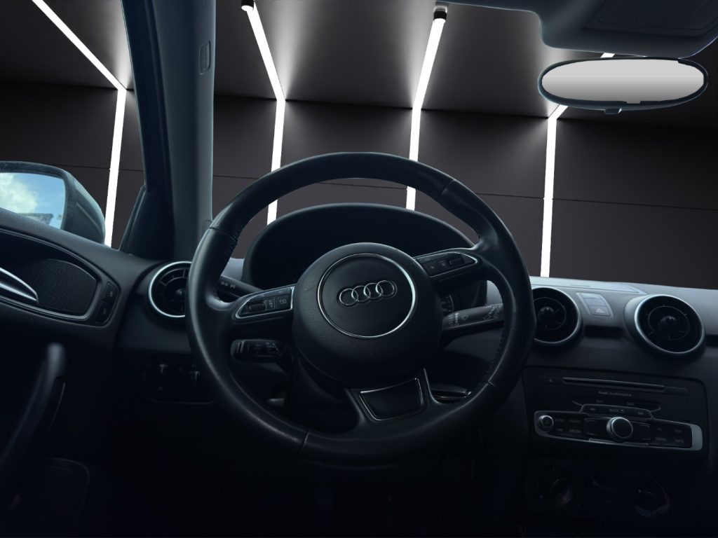 AUDI A1 1.0 82 CV TFSI Admired - 10