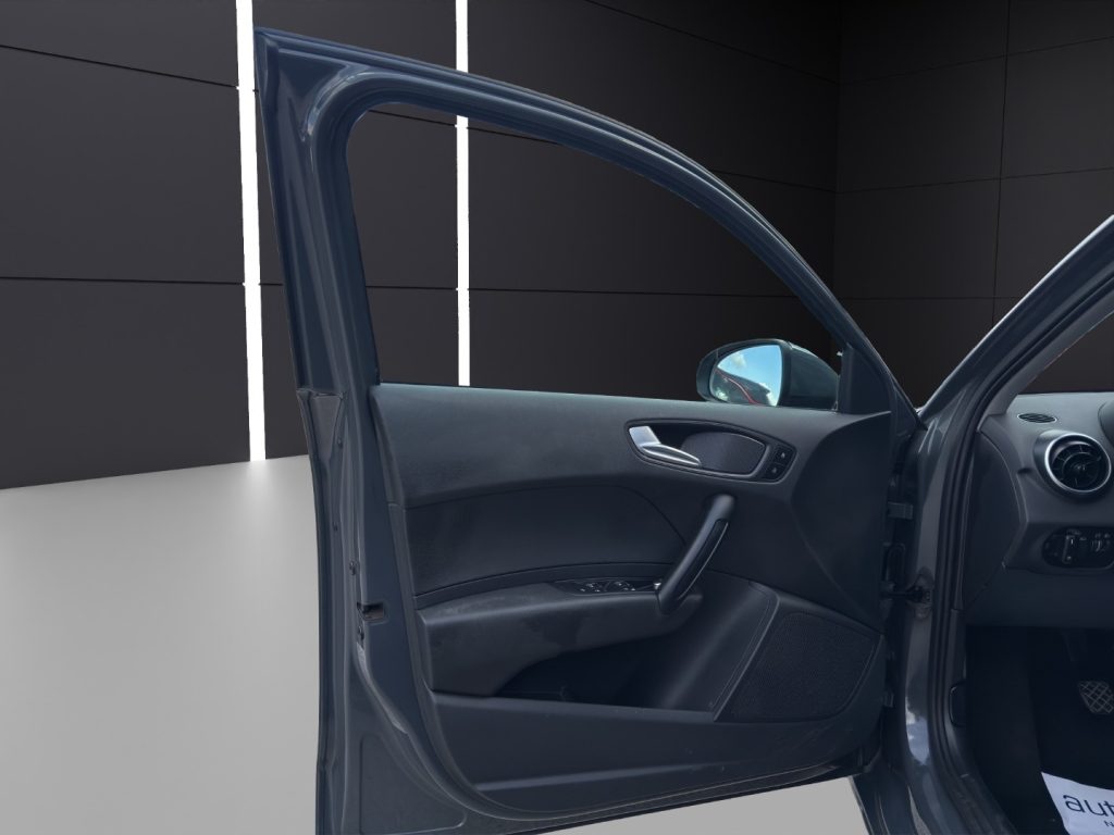 AUDI A1 1.0 82 CV TFSI Admired - 12