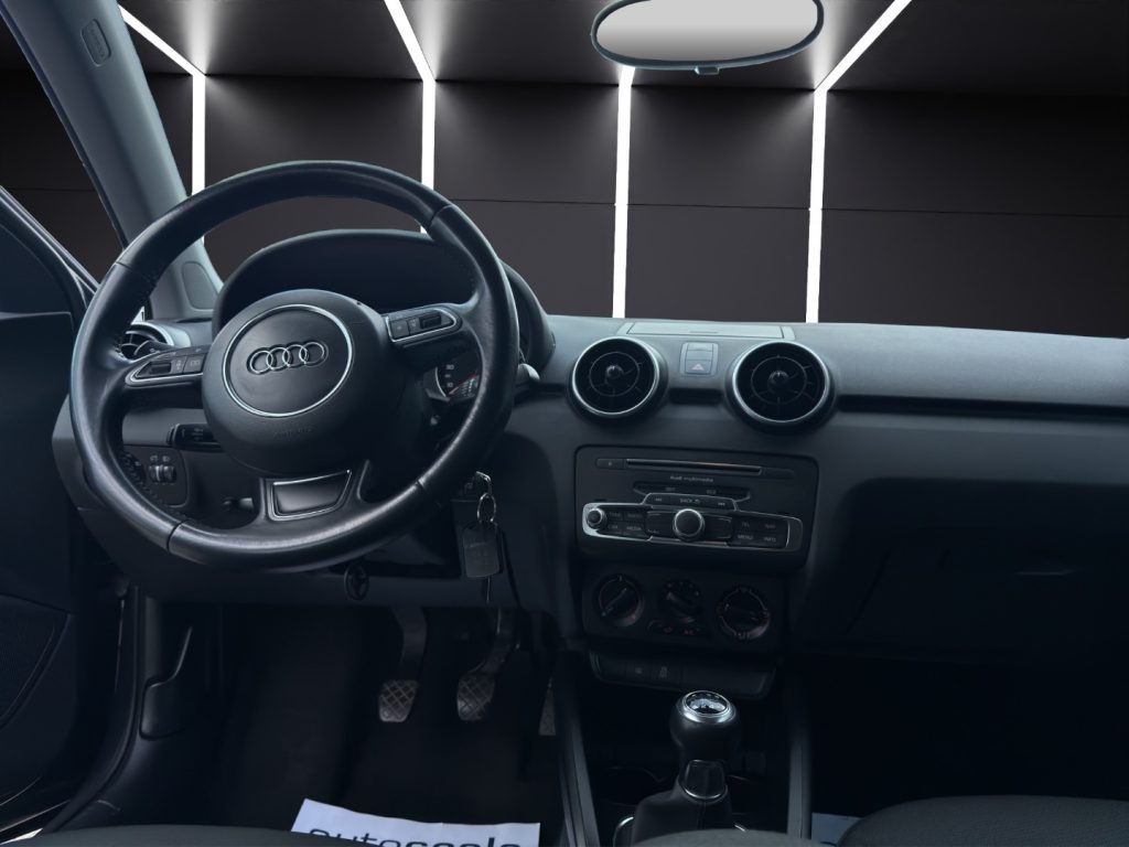 AUDI A1 1.0 82 CV TFSI Admired - 14