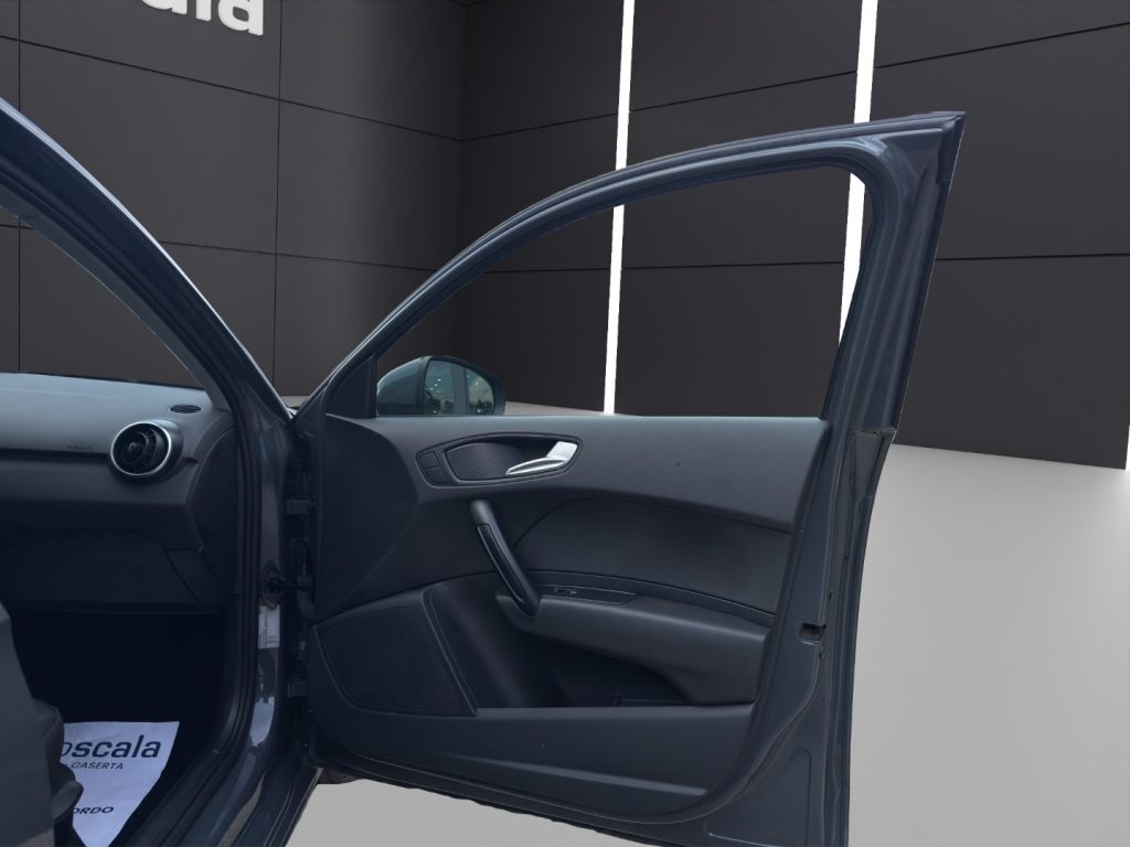 AUDI A1 1.0 82 CV TFSI Admired - 17