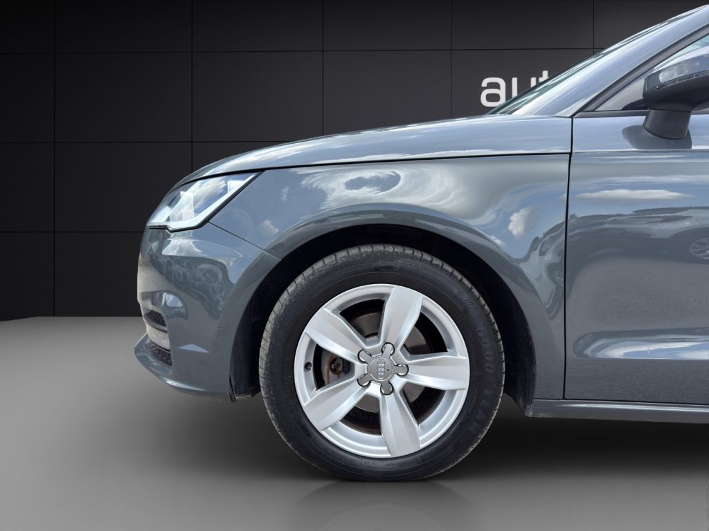 AUDI A1 1.0 82 CV TFSI Admired - 21